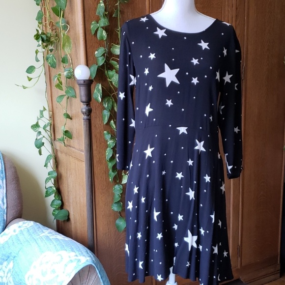 NWT Adorable GAP Dress - Picture 1 of 5